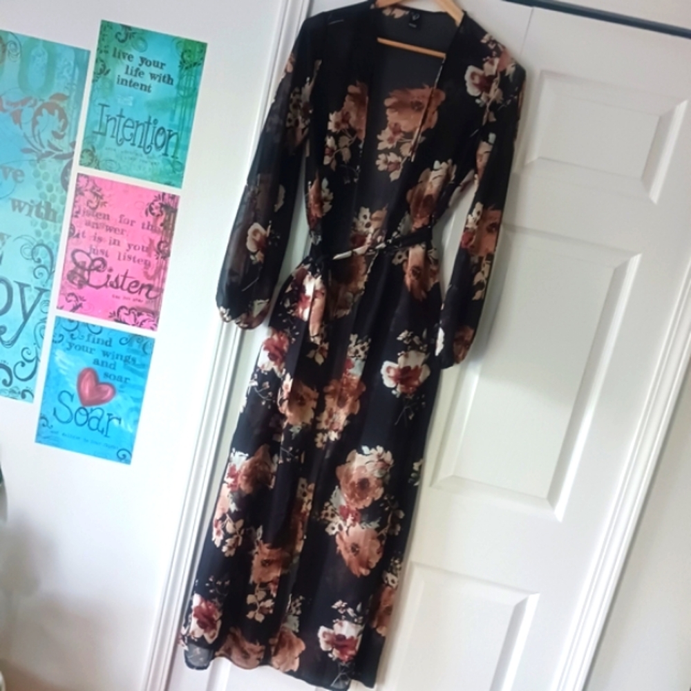 Windsor • Women's Floral Long Sleeve Sash Tie Open-Front Kimono Cardigan Dress